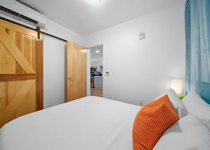 Apartahotel The Collection Near Grant Medical 3*