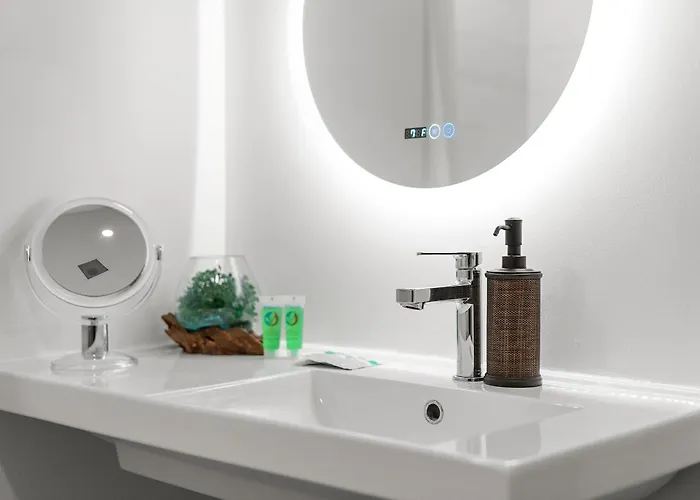 The Collection Near Grant Medical Apartahotel