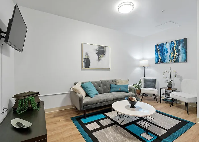 The Collection Near Grant Medical Apartahotel 3*